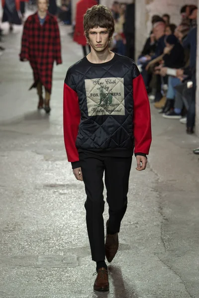Look 42